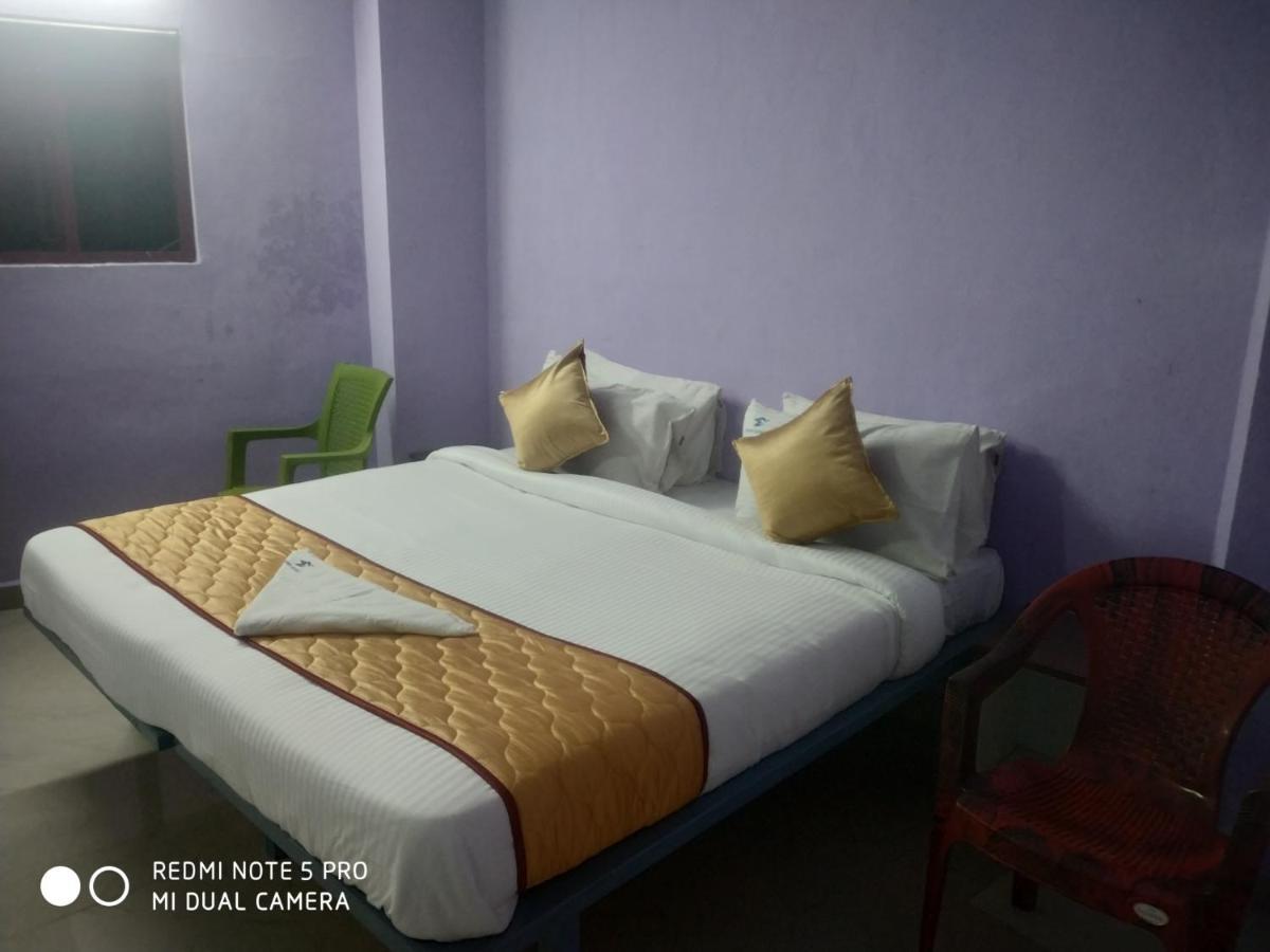 Skyry Hotel Iyyapanthangal Čennai Exteriér fotografie